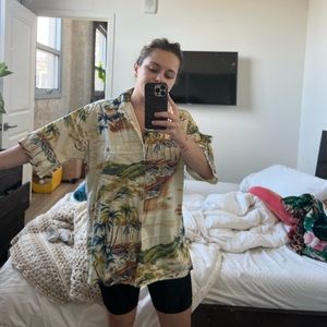 Vintage Hawaiian shirt